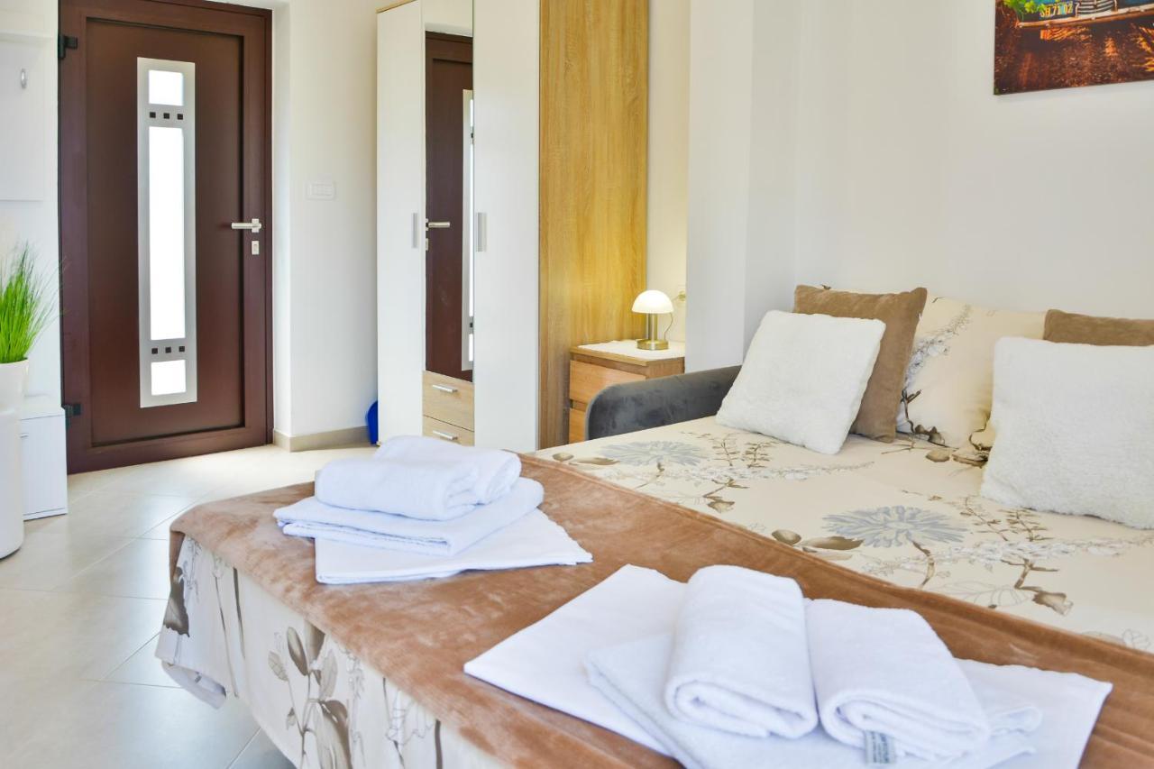 Gromila 2 Apartamento Senj  Exterior foto
